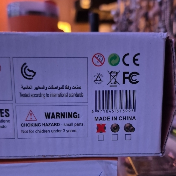 K3&E99 Pro Drone with Dual Cameras - Picture 2 of 5